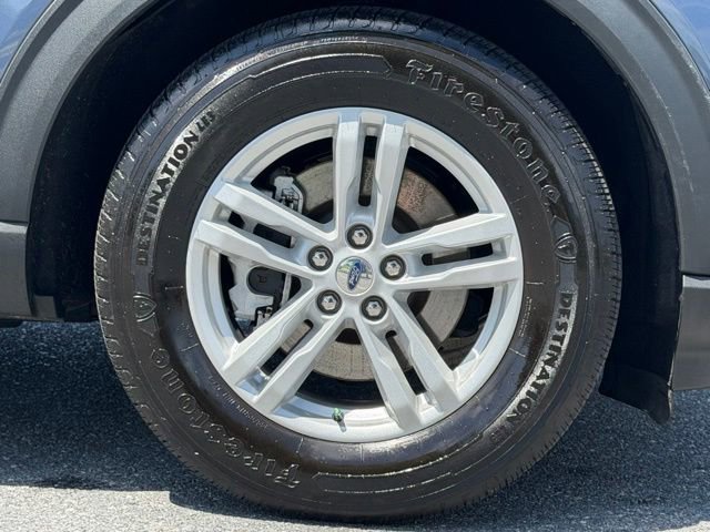 Used 2021 Blue Ford XLT image 17