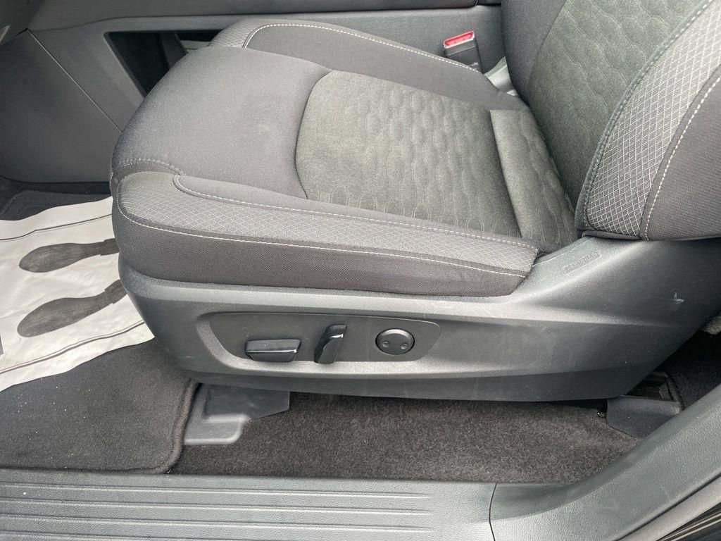 Used 2025 Black Nissan SV image 18