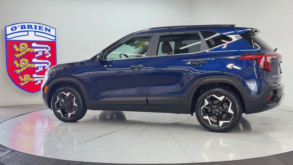 Used 2024 Ocean Blue Kia EX image 7