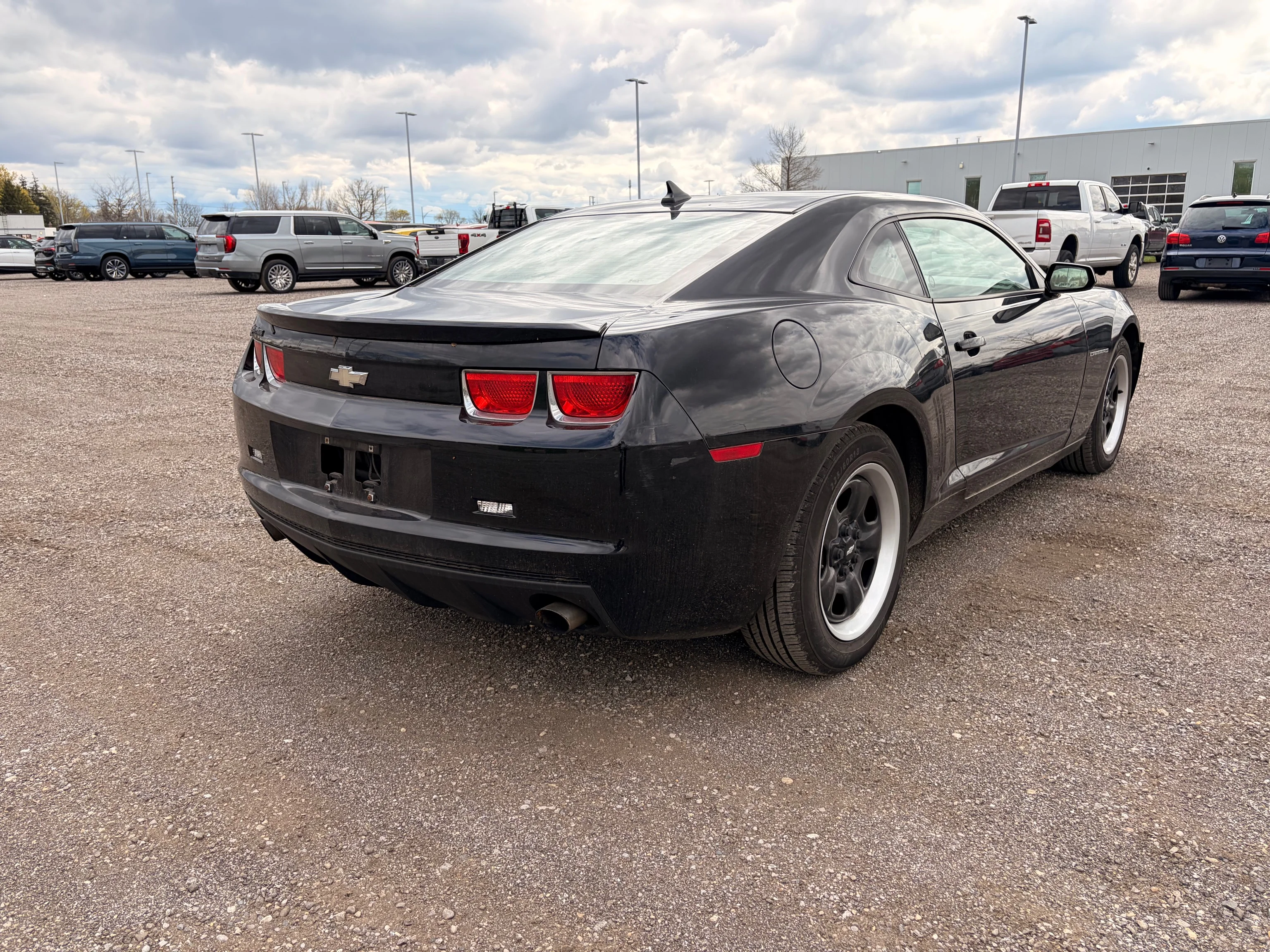 Used 2011  Chevrolet  image 3