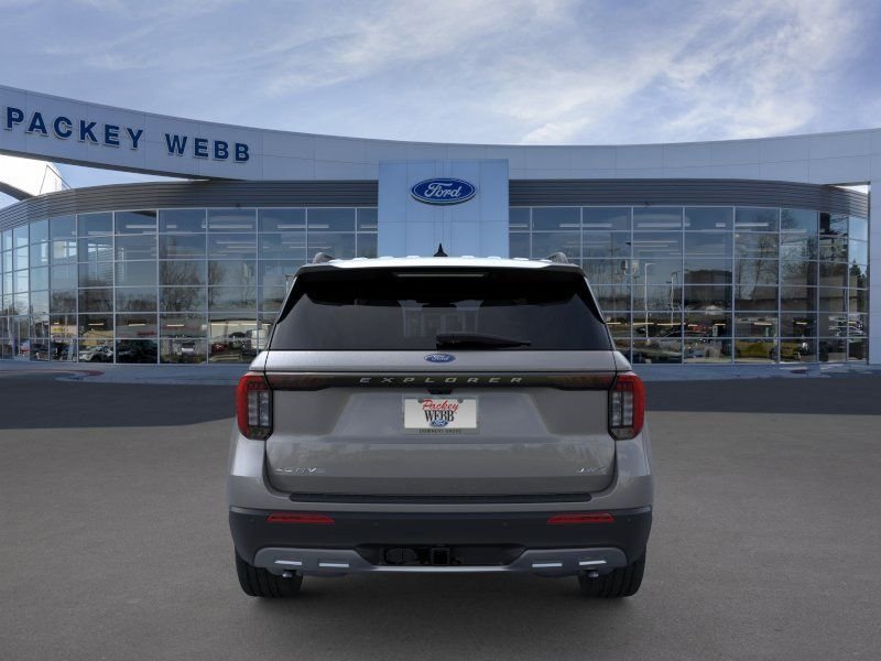 New 2026 Gray Metallic Ford Active image 7