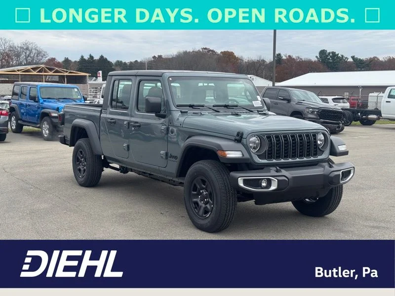 2026 Jeep Gladiator Sport Auto's photo