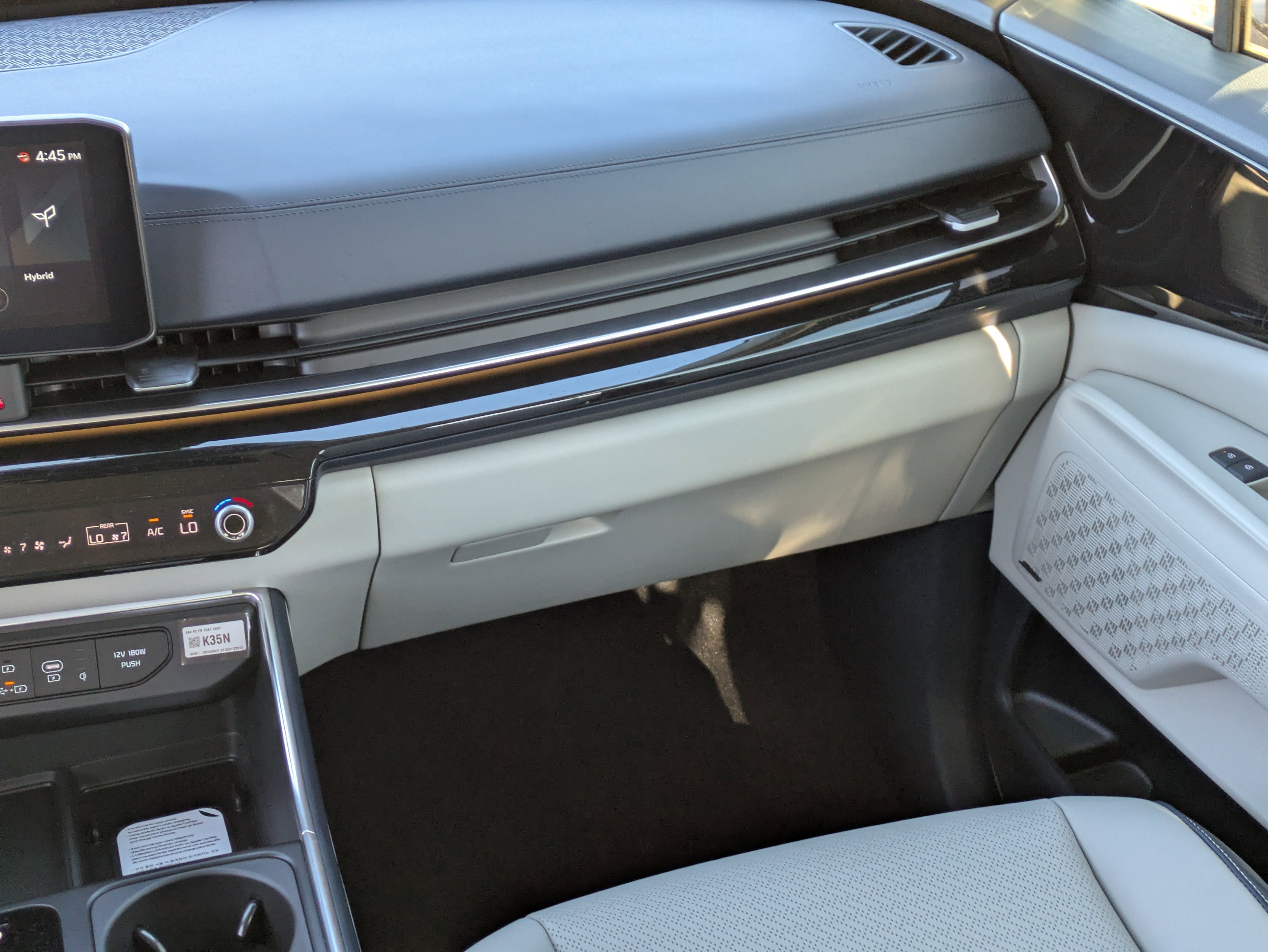 New 2026 Ivory Silver Kia SX Prestige image 19