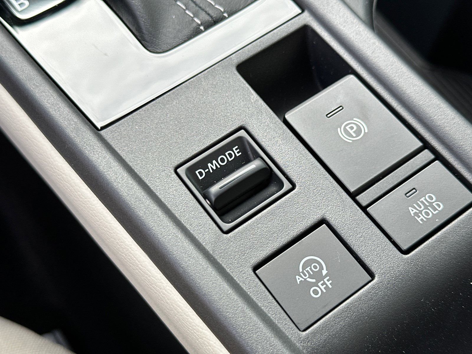 New 2026 Gray Nissan SL image 29