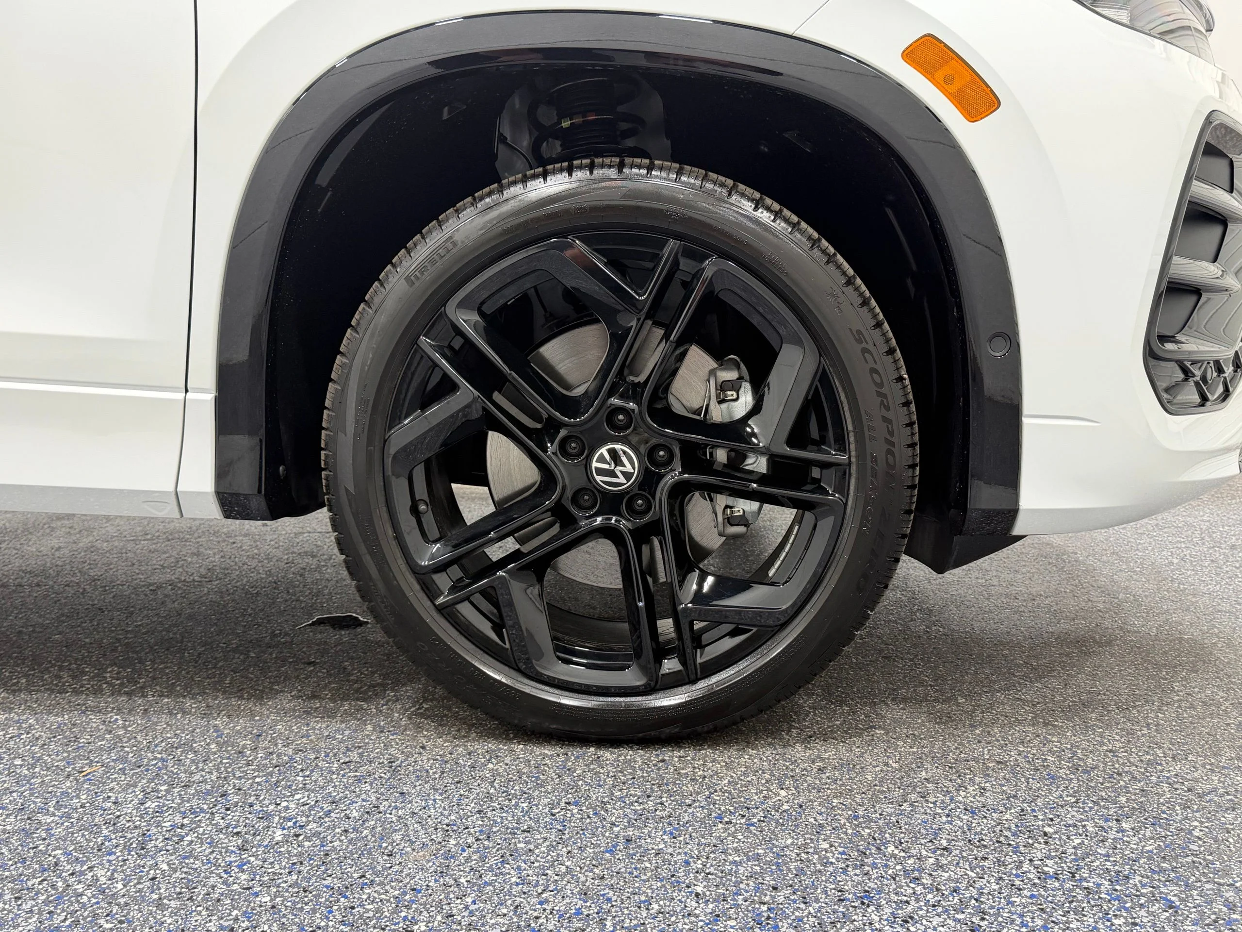 New 2026 White Volkswagen SE R-Line Black image 14