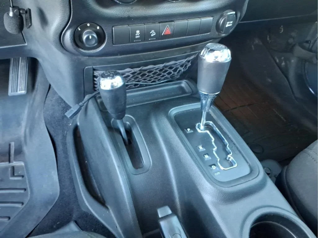 Used 2017 Black Jeep Unlimited Sport image 26