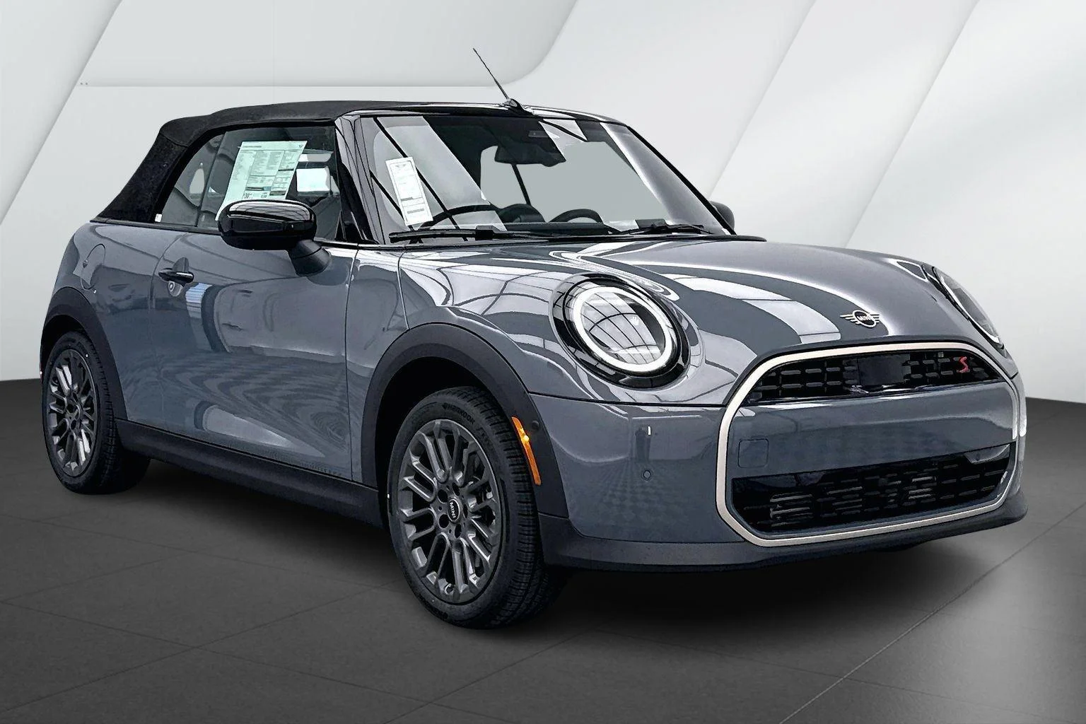 2026 MINI Convertible Cooper S's photo