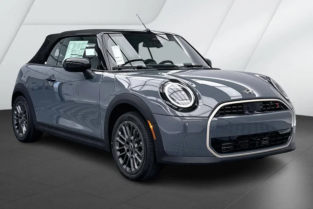 2026 MINI Convertible Signature Plus