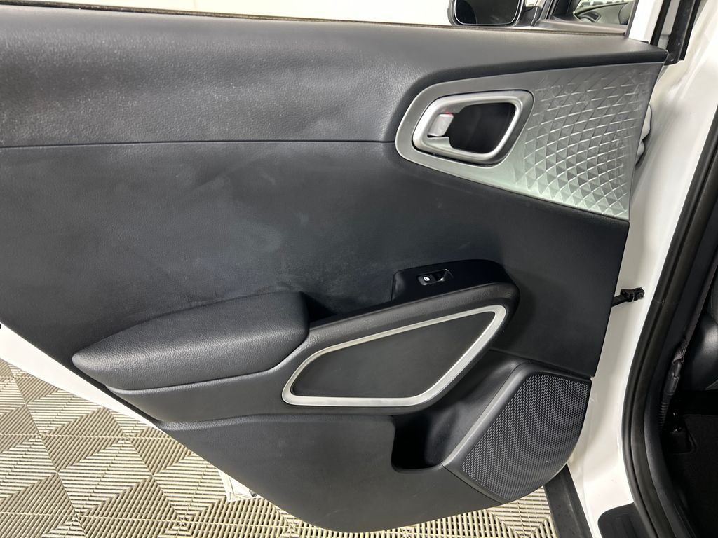 Used 2025 White Kia LX image 16