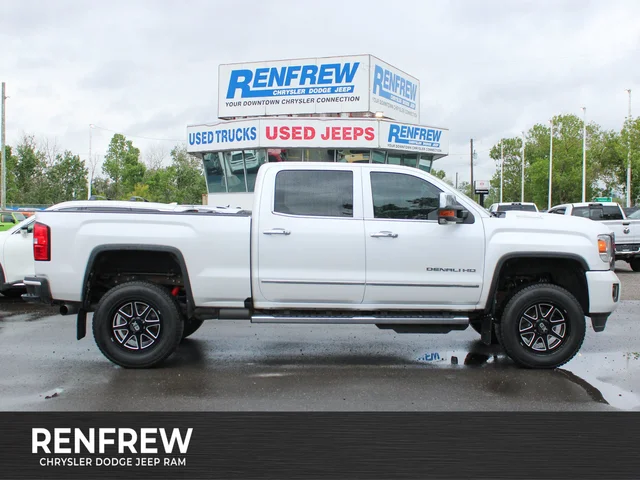 2019 GMC Sierra 3500 Denali * Diesel | 5th Wheel/Gooseneck Prep | Heated/Vented Leather | Sunroof | Remote Start