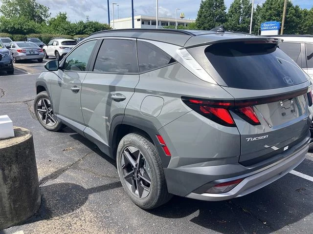 Used 2026 Hampton Gray Metallic Hyundai SEL image 5