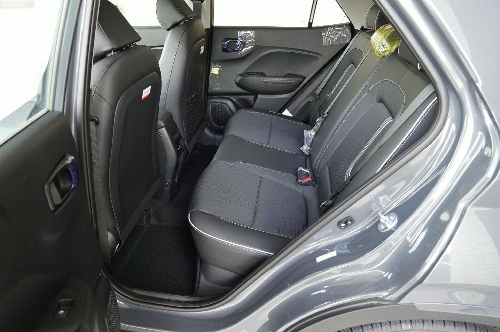 New 2026 Ecotronic Gray/Black Roof Hyundai SEL image 20