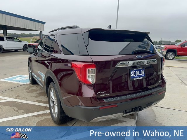 Used 2022 Burgundy Velvet Tinted Clearcoat Ford  image 3