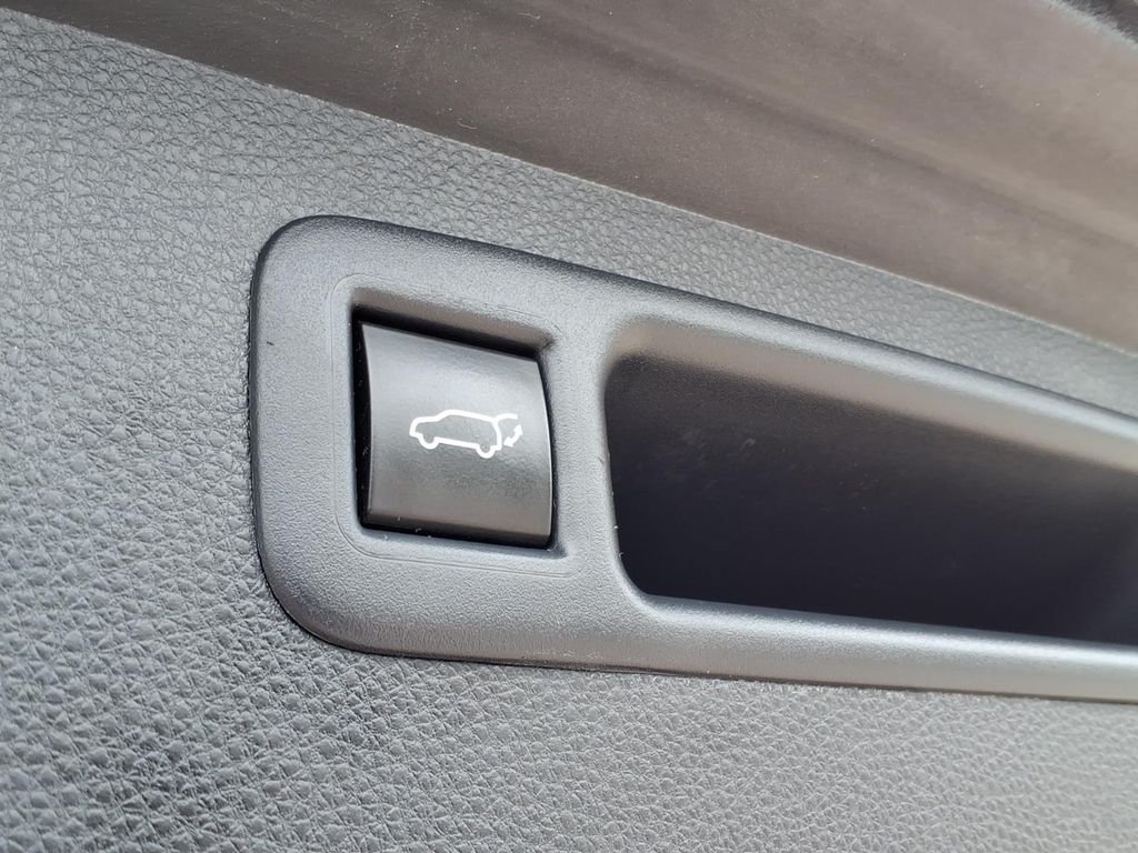 Used 2022 Midnight Black Metallic Toyota LE image 26