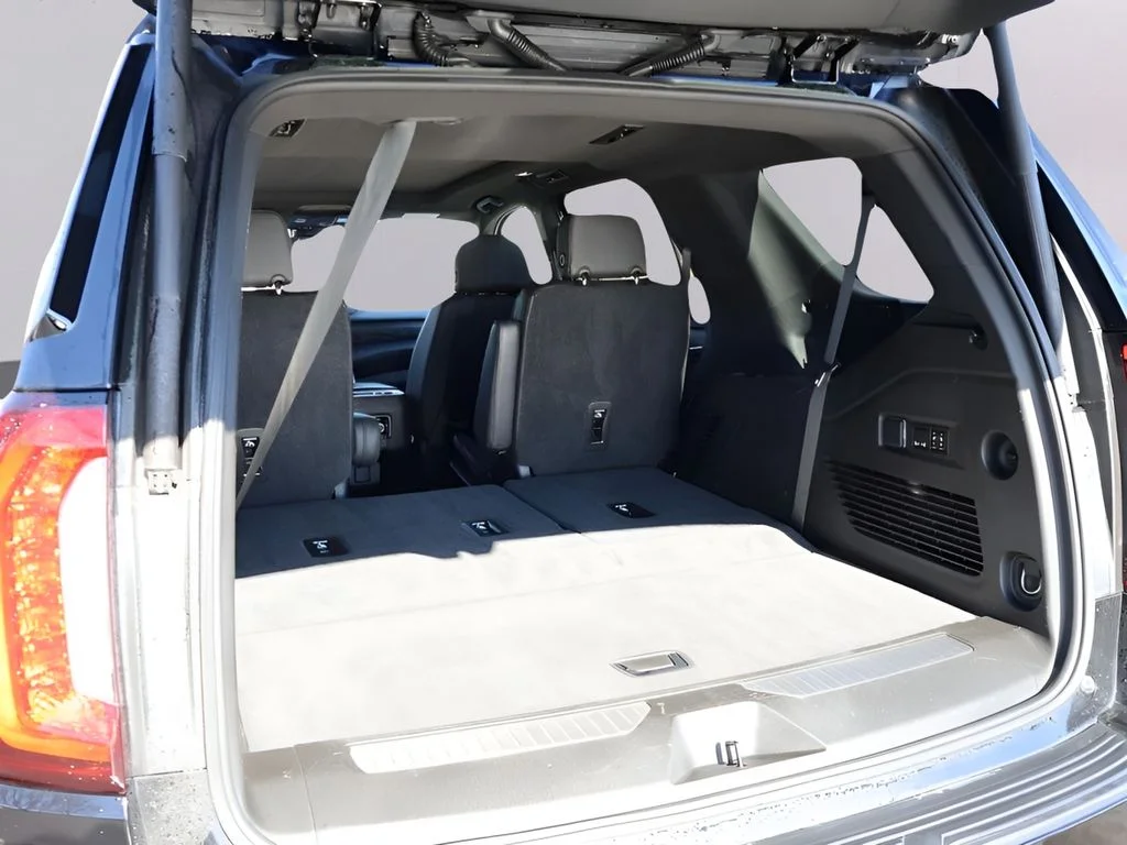 2021 GMC Yukon Denali - Photo 17