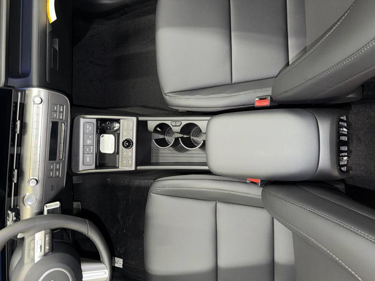 New 2027 Cyber Gray Metallic Hyundai Limited AWD image 23