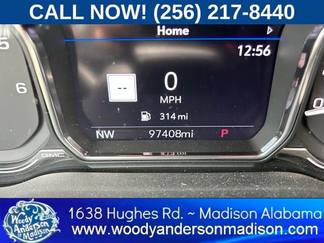 Used 2022 White Frost Tri-Coat GMC Denali image 11