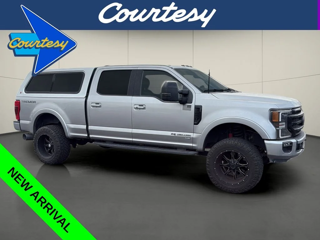 Used 2021 Silver Ford Lariat image 1