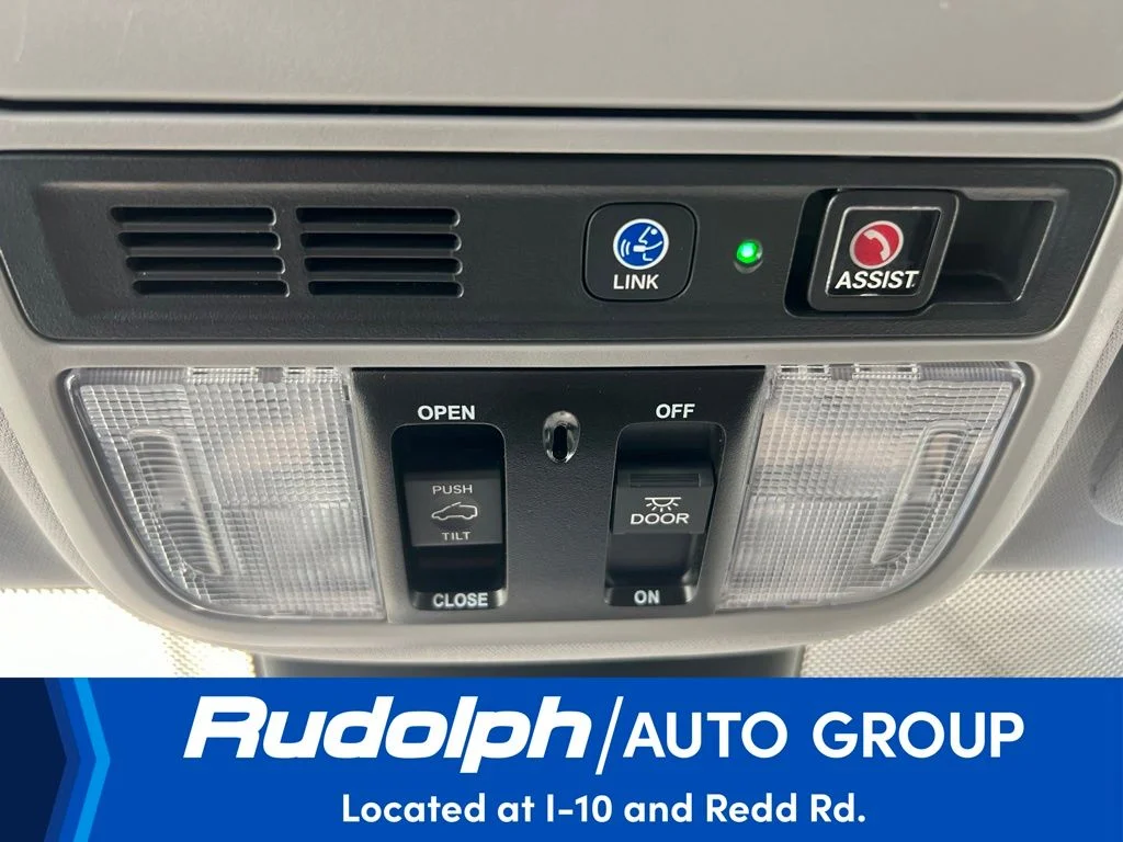 Certified Used 2023 Lunar Silver Metallic Honda TOURING image 38
