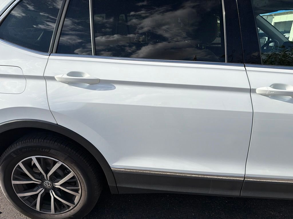 Used 2020 Beige Volkswagen 2.0T SE image 6