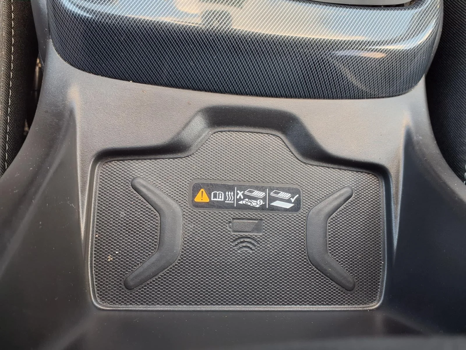 Used 2020 Shadow Gray Metallic Chevrolet 4WD Z71 image 8