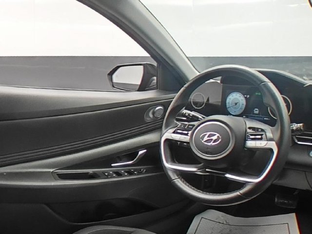 Used 2023 Black Hyundai SEL image 35