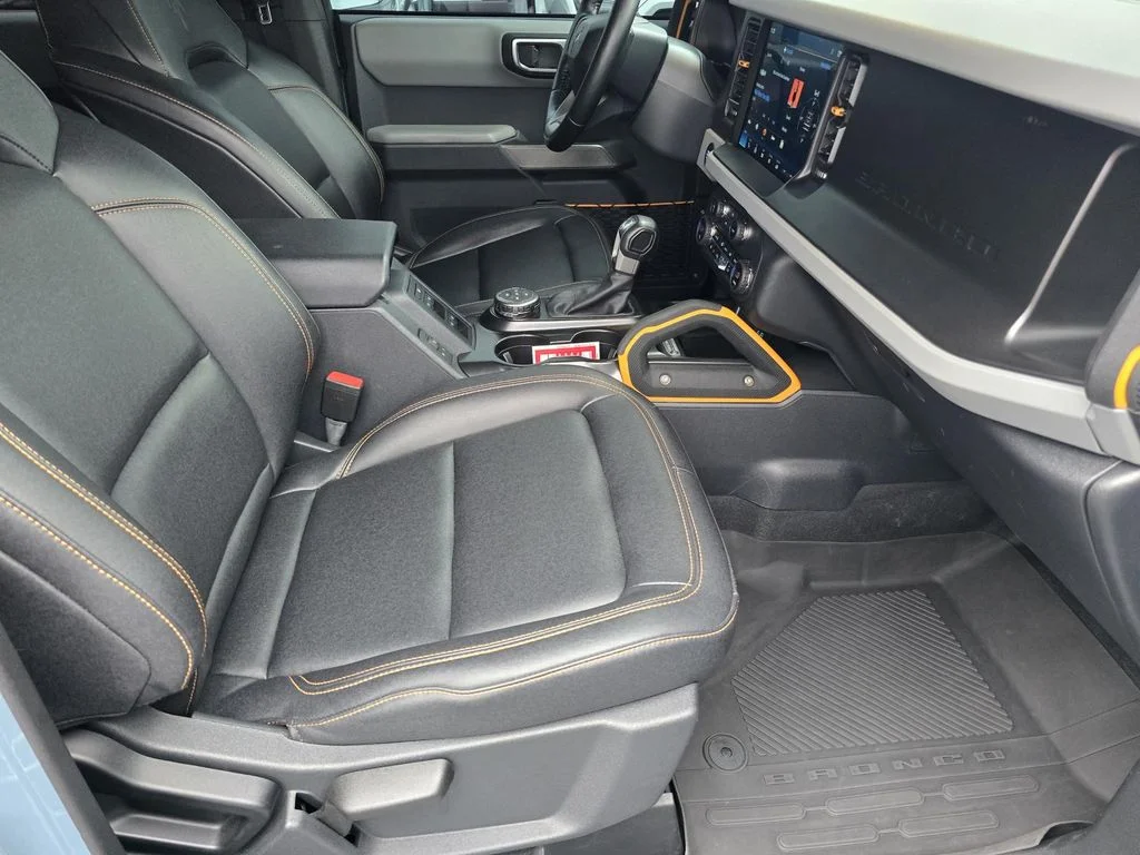 Used 2023 Blue Ford Badlands image 21