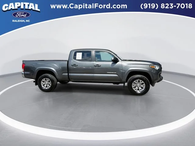 Used 2016 Gray Toyota SR5 image 9