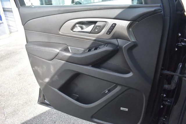 Used 2022 Black Chevrolet Premier image 43