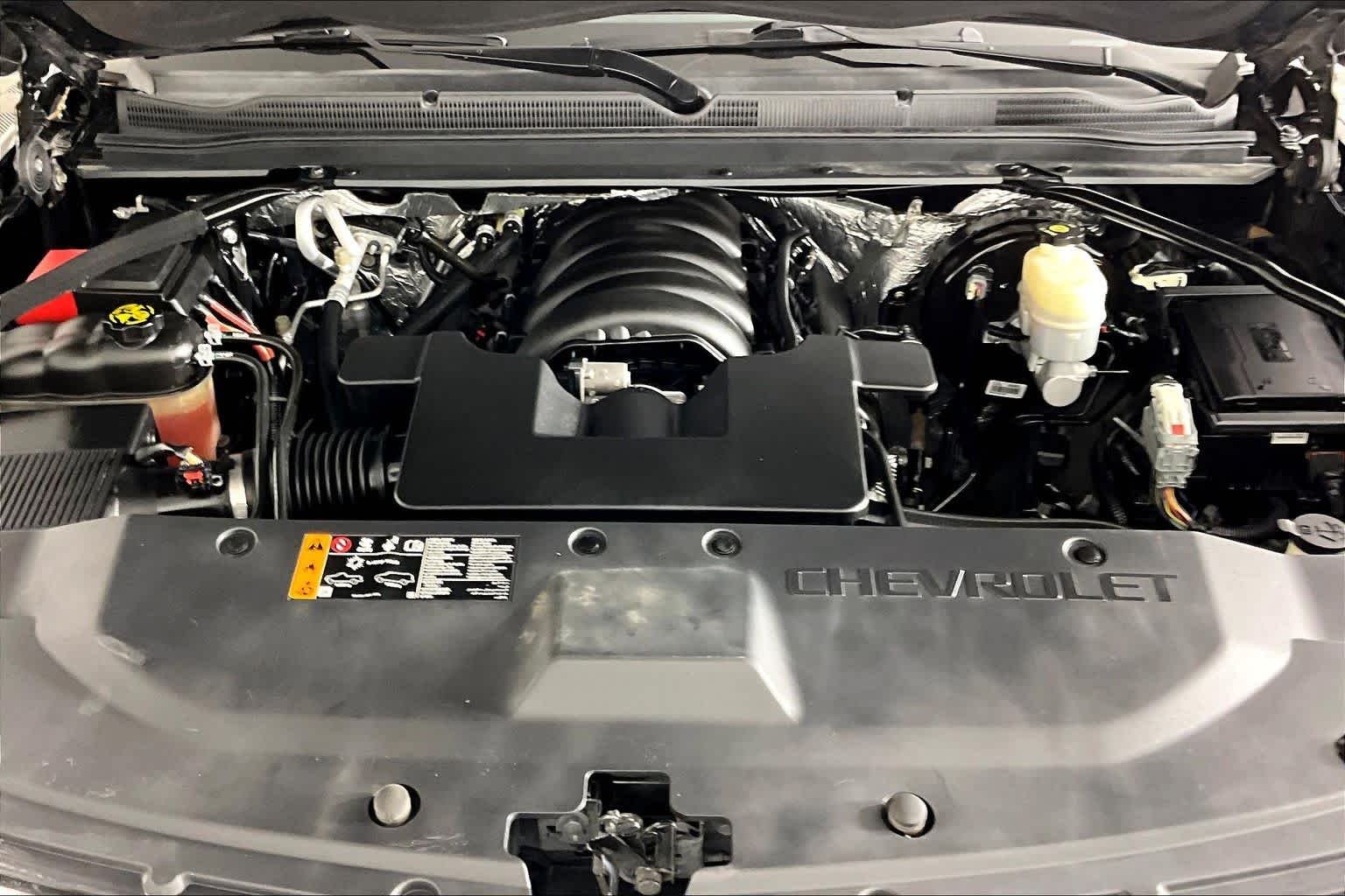 Used 2017 Black Chevrolet Premier image 28