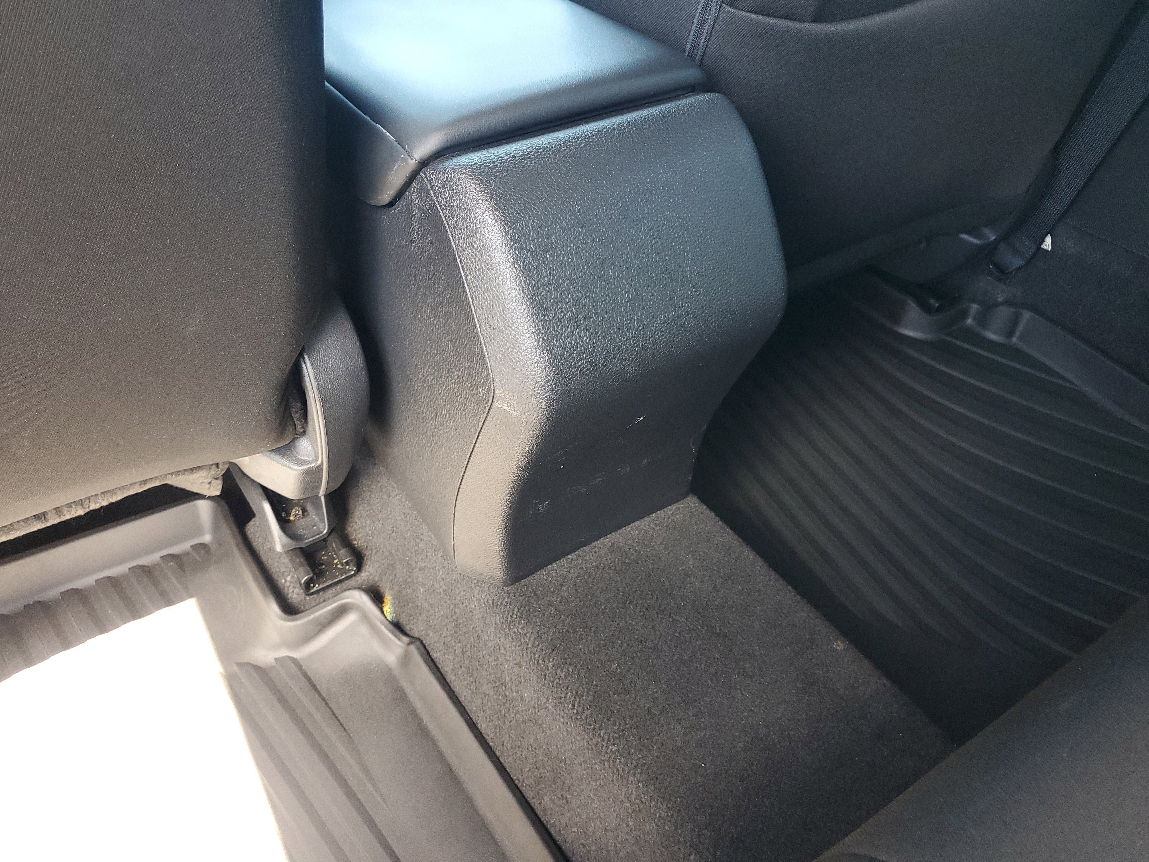 Used 2023 White Honda LX image 13
