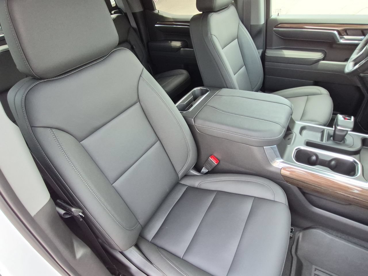 2026 Chevrolet Silverado 1500 RST - Photo 29
