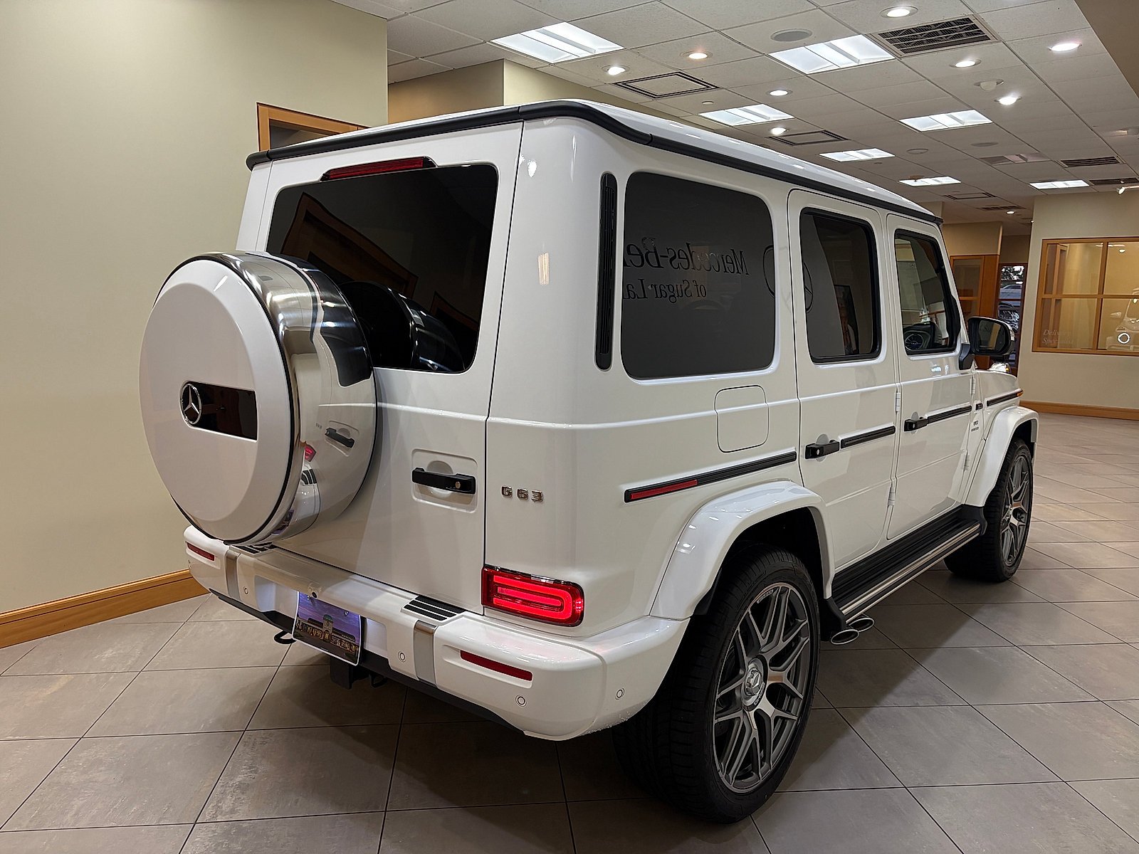 New 2027 Polar White Mercedes-Benz AMG® G 63 image 40