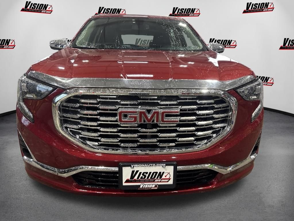 Used 2018 Red GMC Denali image 2