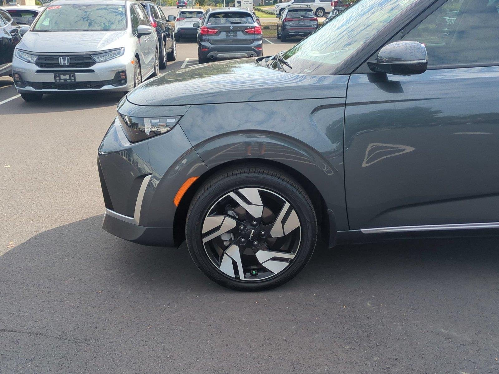 Used 2025 Gravity Gray Kia GT-Line image 10