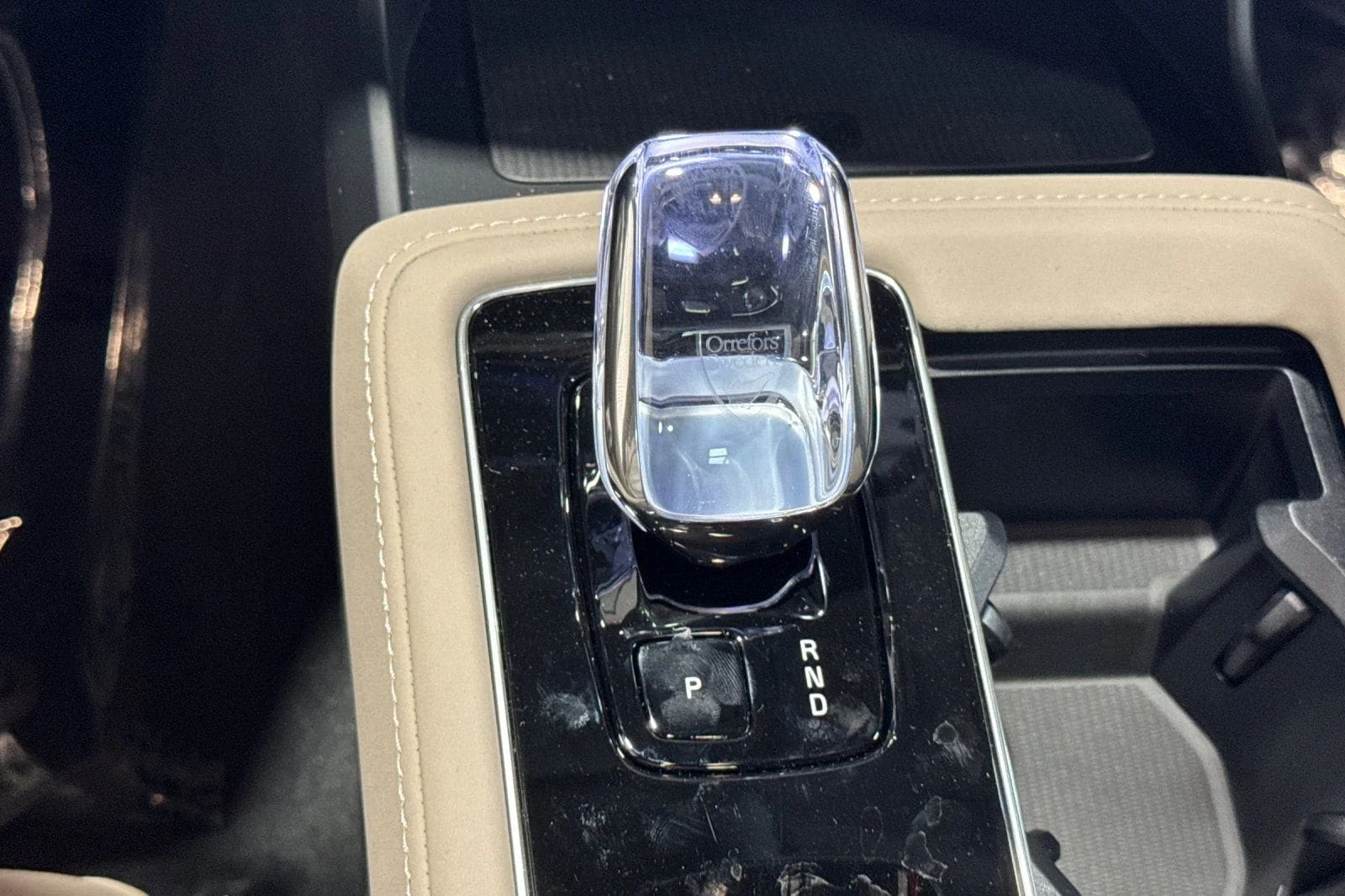 New 2026 Denim Blue Volvo T8 Plus 7-Seater image 24