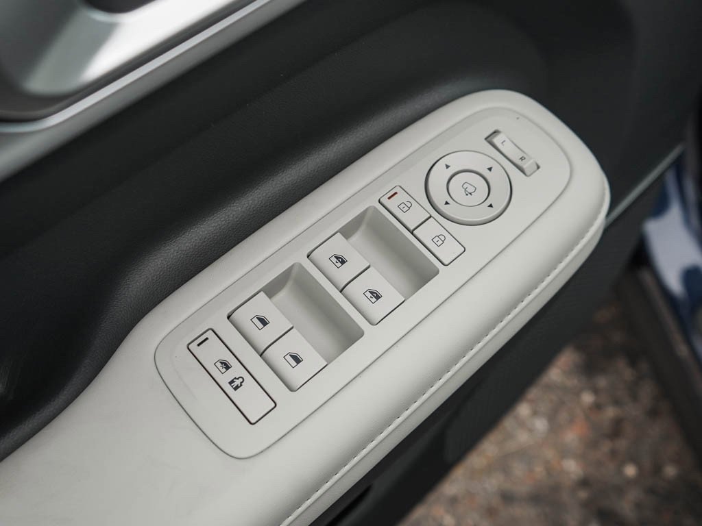 New 2026 Atlantis Blue Hyundai Limited 6P AWD image 18