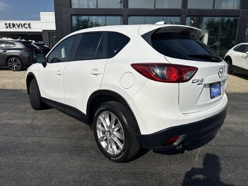 Used 2015 White Mazda Grand Touring image 9