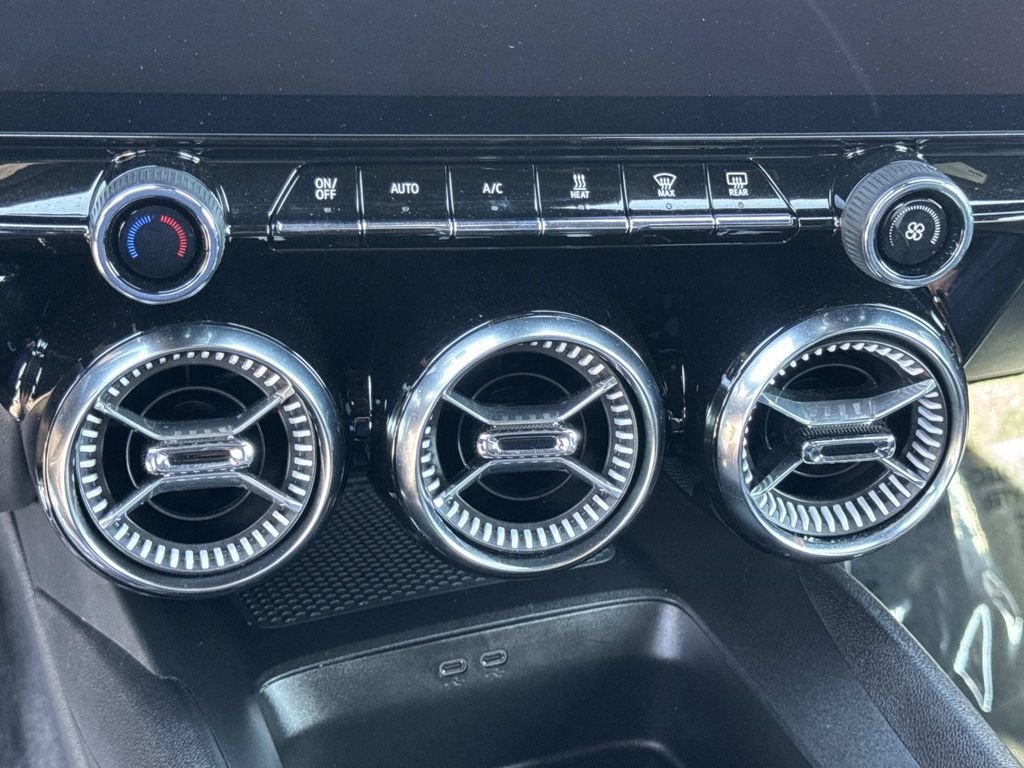 2024 Chevrolet Blazer EV LT - Photo 15