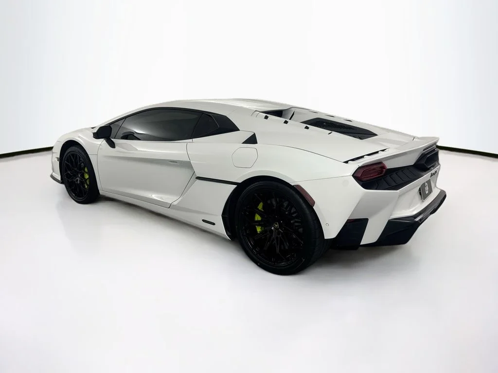 Used 2026 White Lamborghini Base image 7
