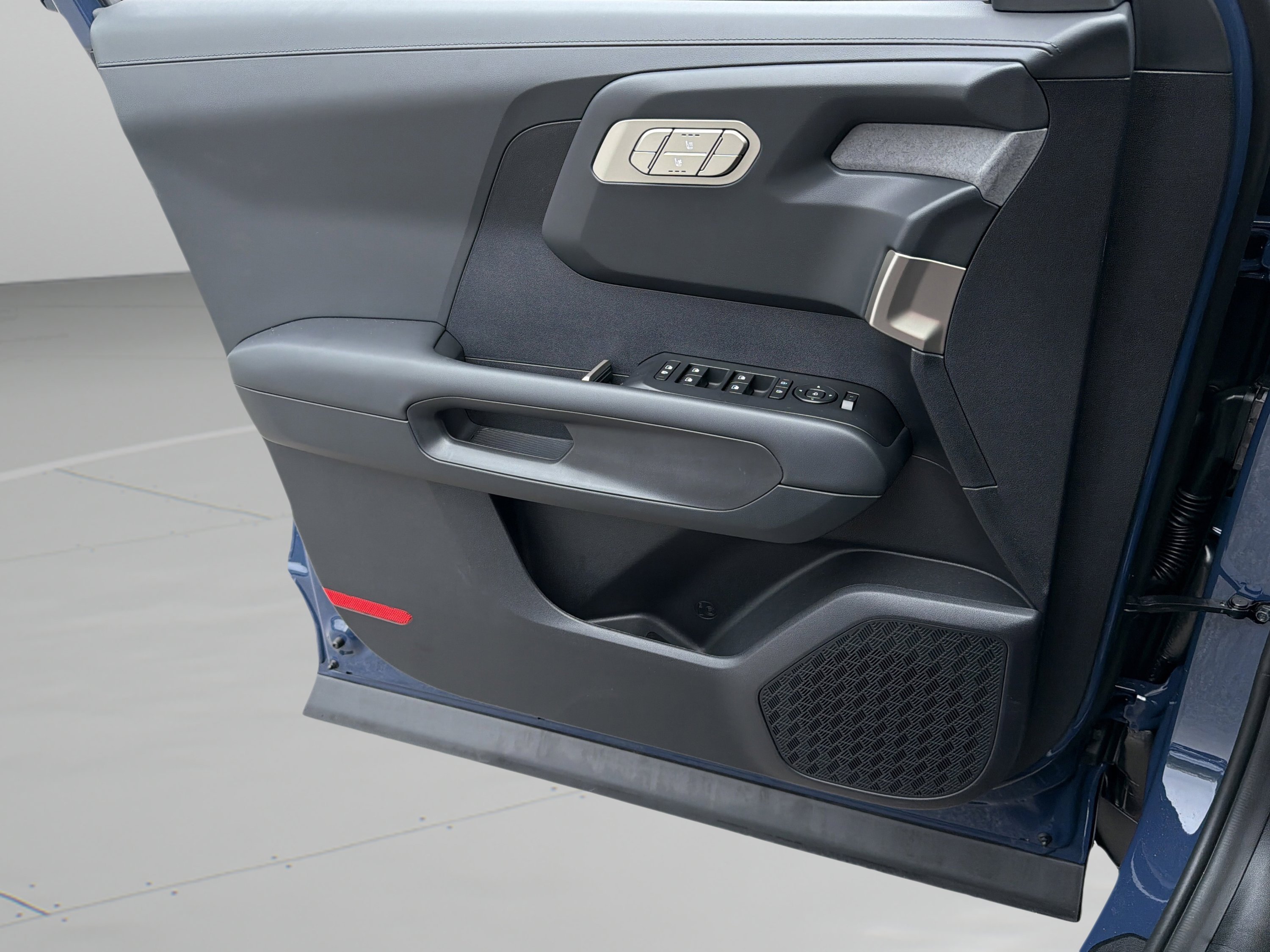 New 2027 Midnight Lake Blue Kia EX image 19
