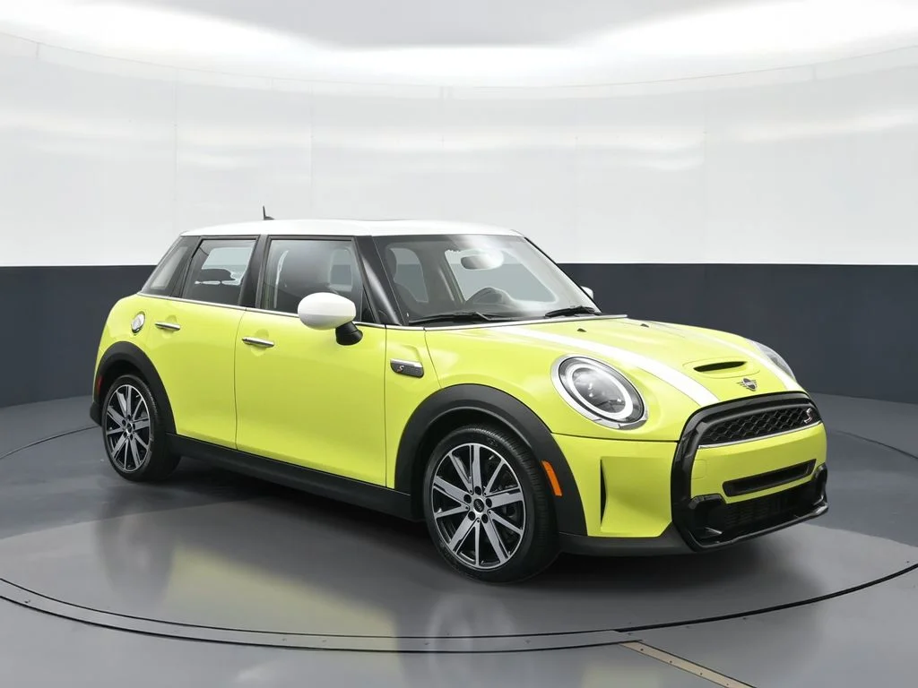 Certified Used 2023 Yellow MINI Signature image 13