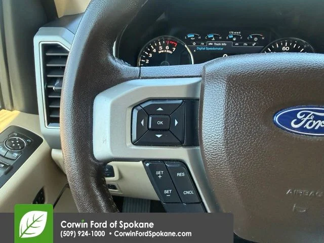 Used 2019 Oxford White Ford Lariat image 23