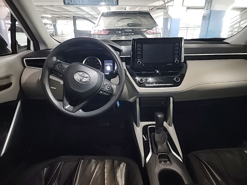 2022 Toyota Corolla Cross L - Photo 6