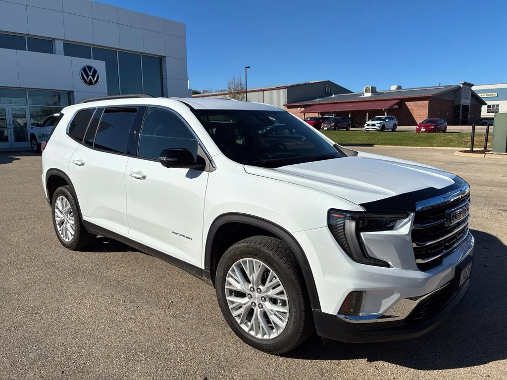 Used 2026 White GMC Elevation image 2