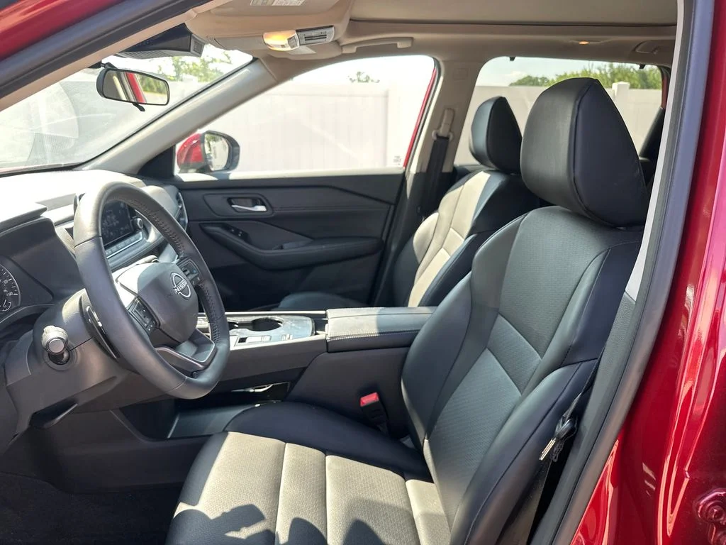 Used 2025 Red Nissan SV image 42