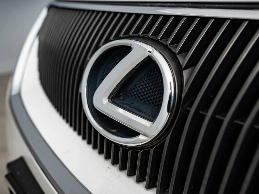 Used 2011 Starfire Pearl Lexus 350 image 3