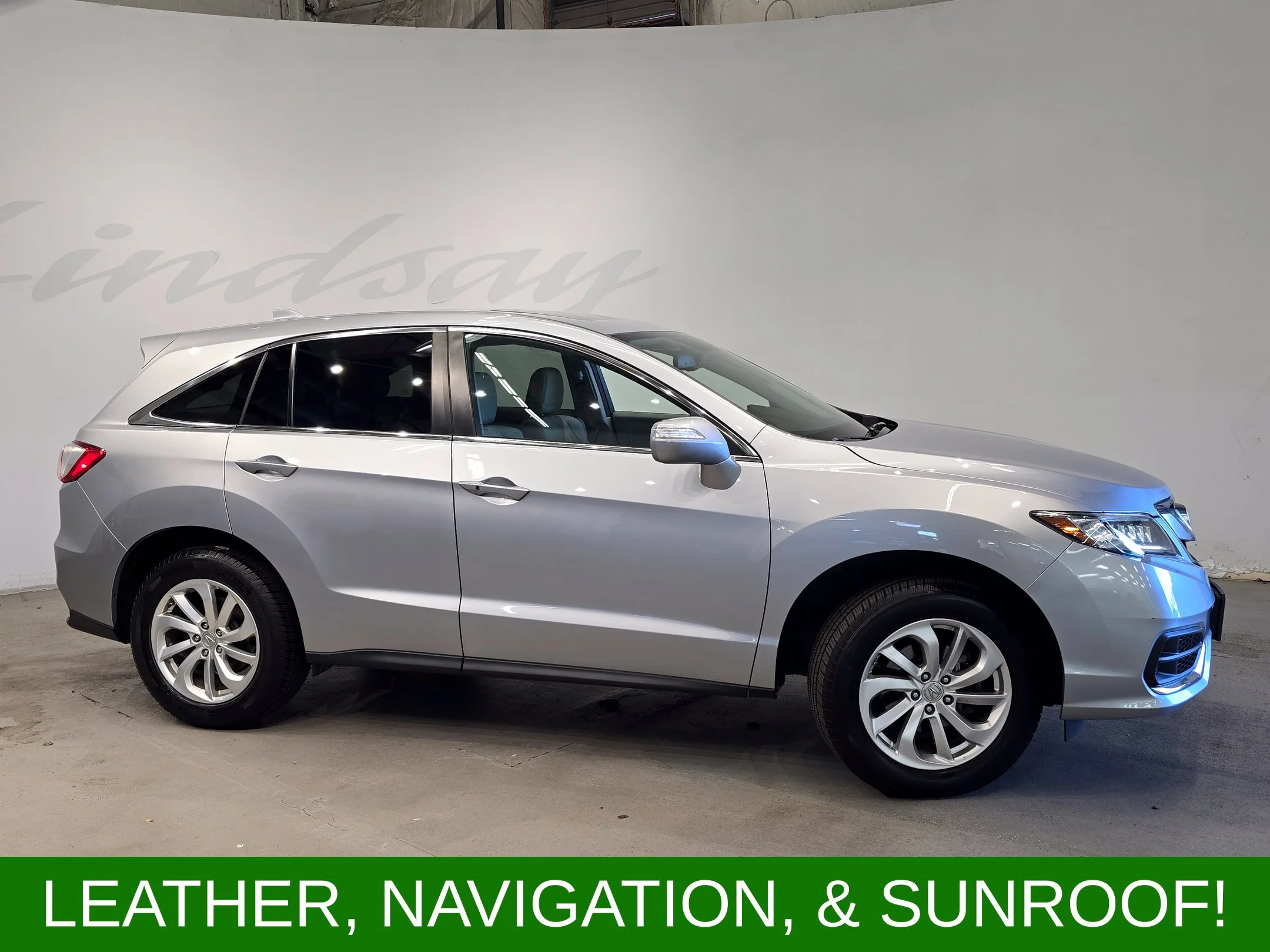 Used 2018 Lunar Silver Metallic Acura Technology Package image 3