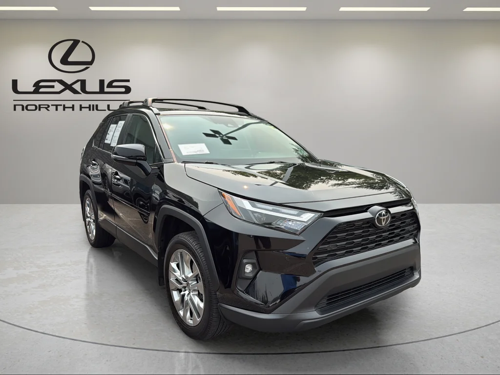 Used 2025 Black Toyota XLE Premium image 4