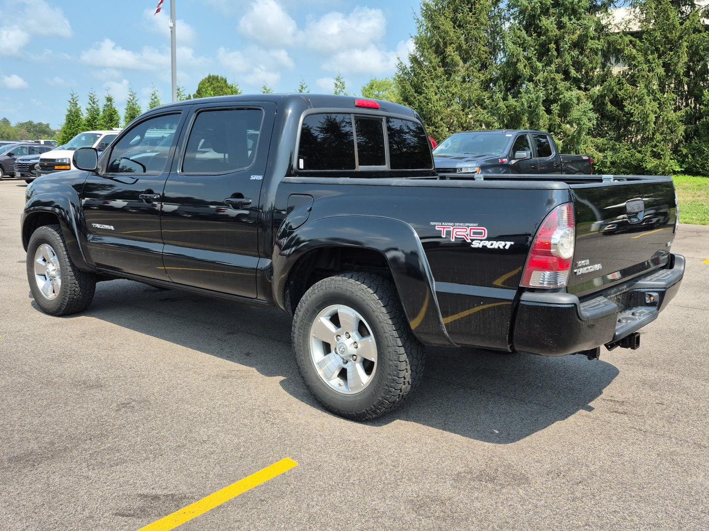 Used 2011 Black Toyota TRUCK image 7